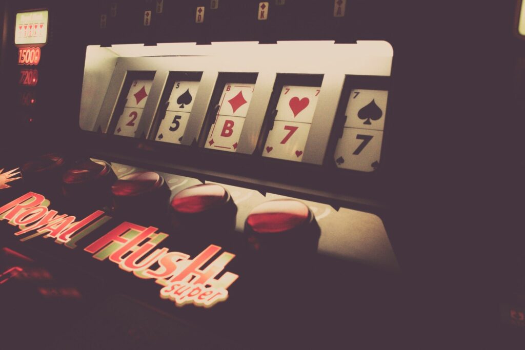 Rzuć kostką i zmień swoje życie w Slottica Casino